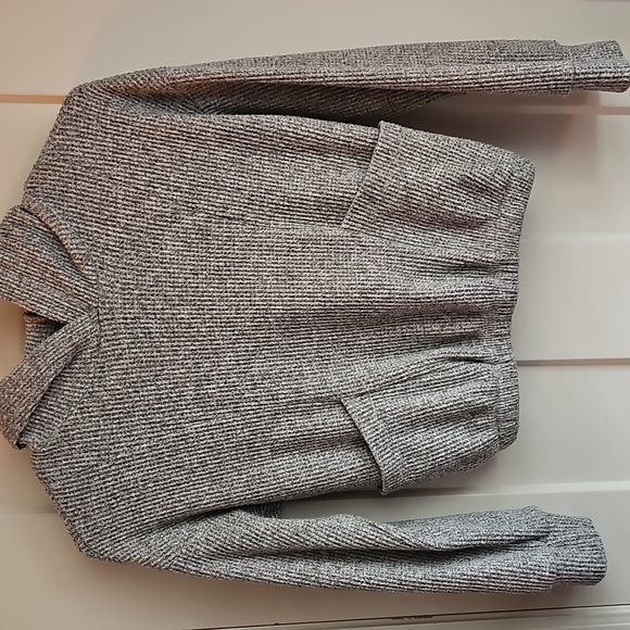 Youth girls sz small BKE waffle print hooded top. Super cute Like NEW!! - Picture 3 of 11